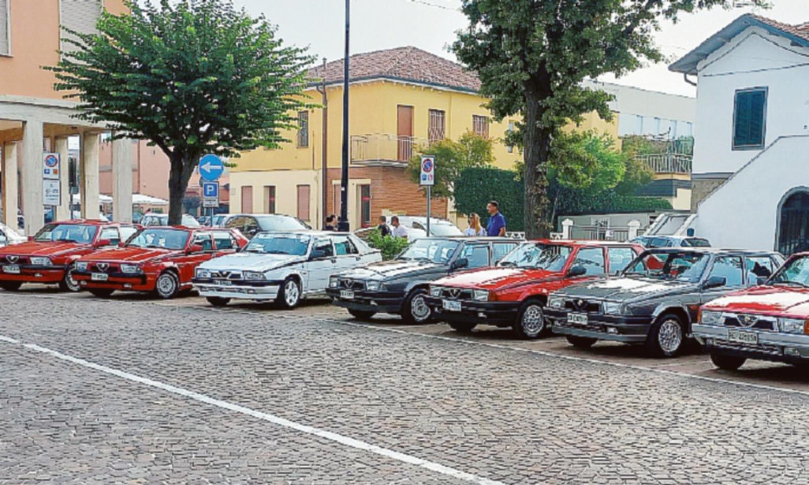 In 40 Alfa 75 per il raduno d&rsquo;epoca