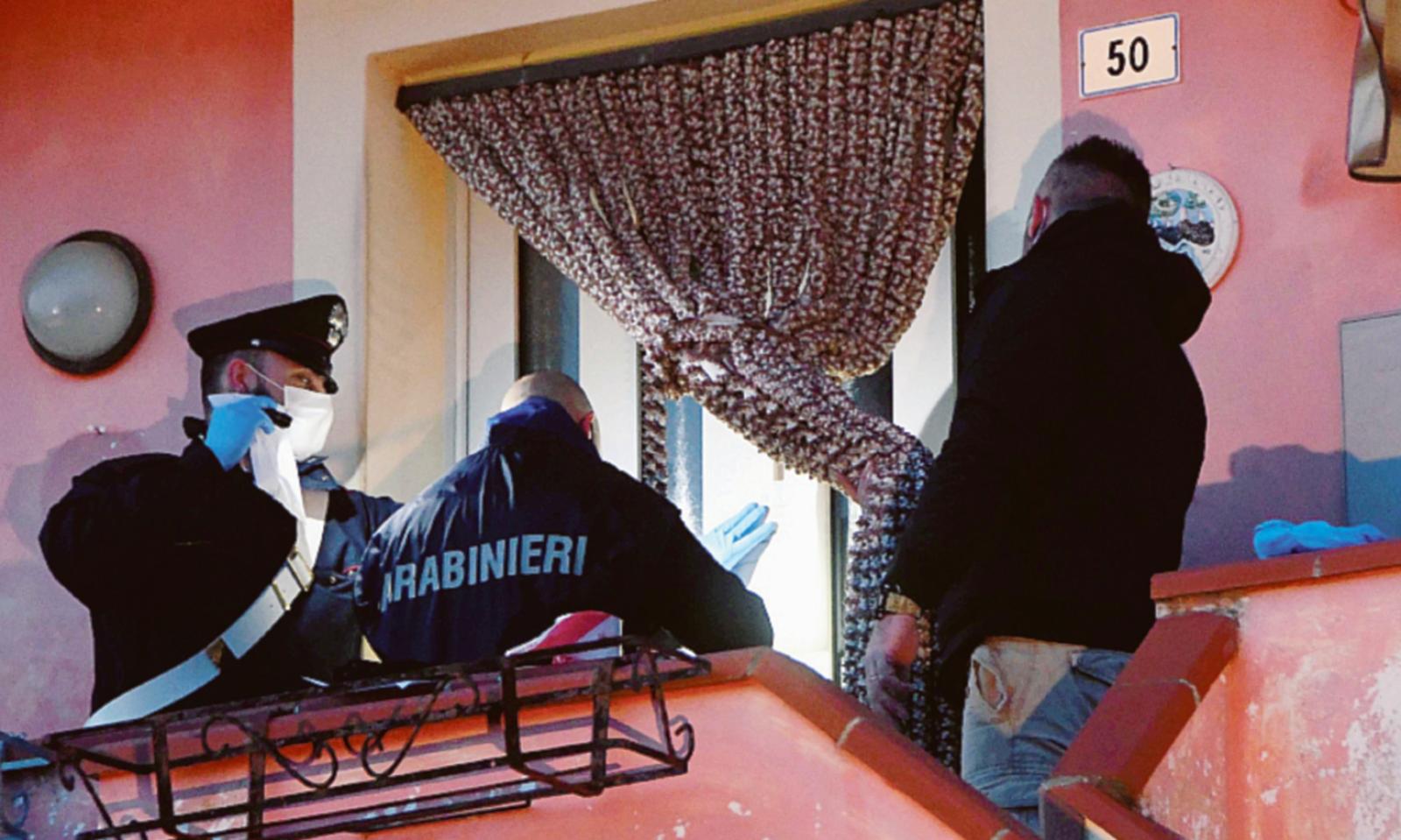 Uccise il padre a martellate, graziato