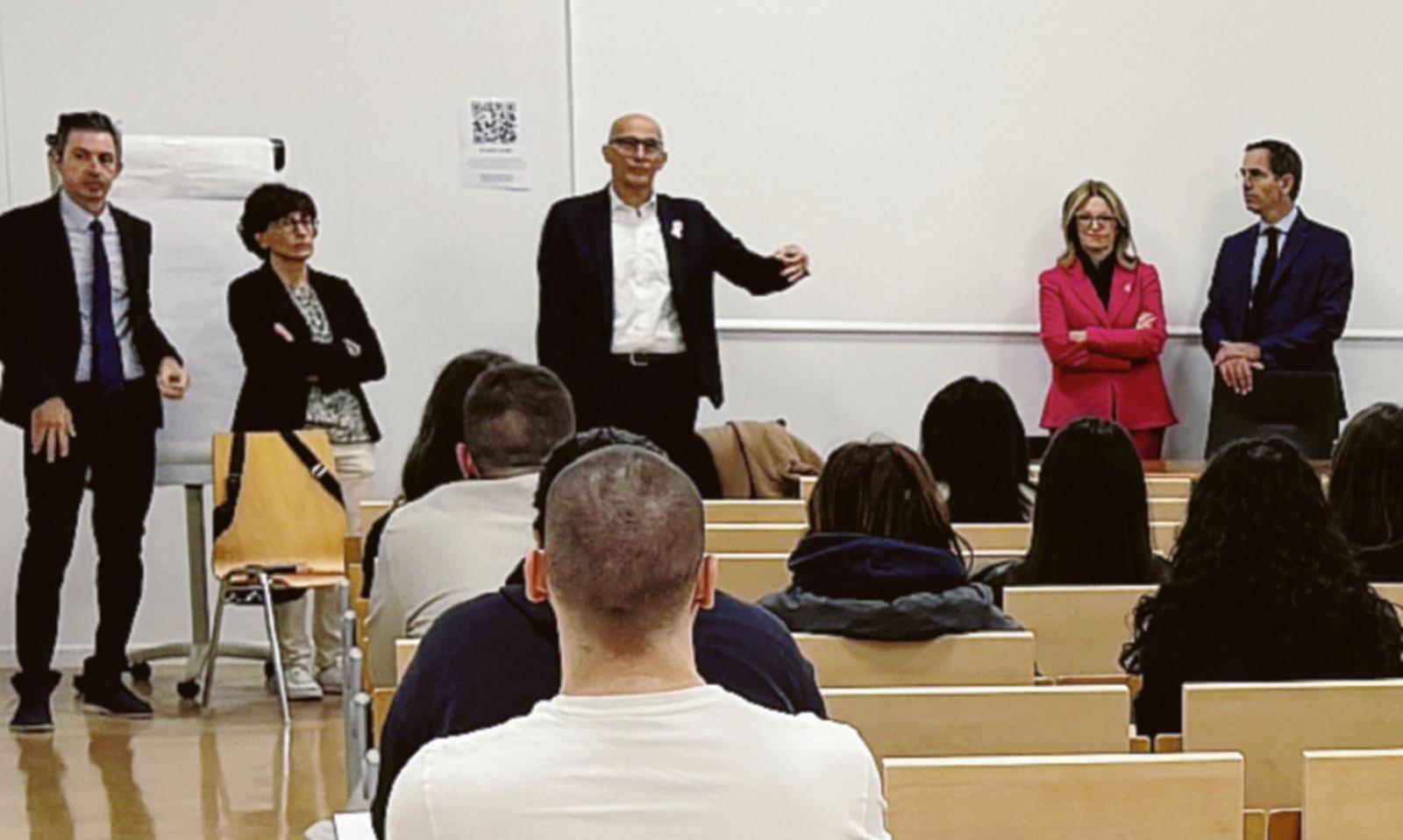 Il saluto ai 66 nuovi iscritti 