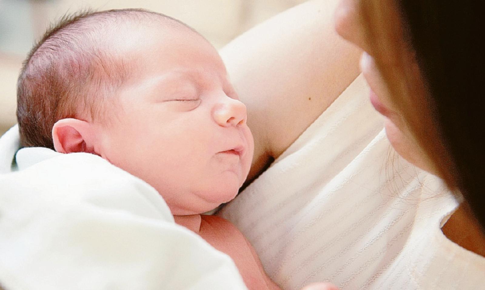 Il calo delle nascite sta rallentando