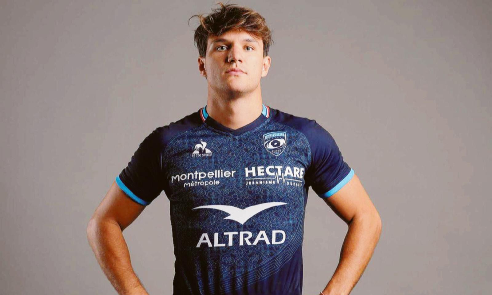 Tegola Sante, out 8 settimane