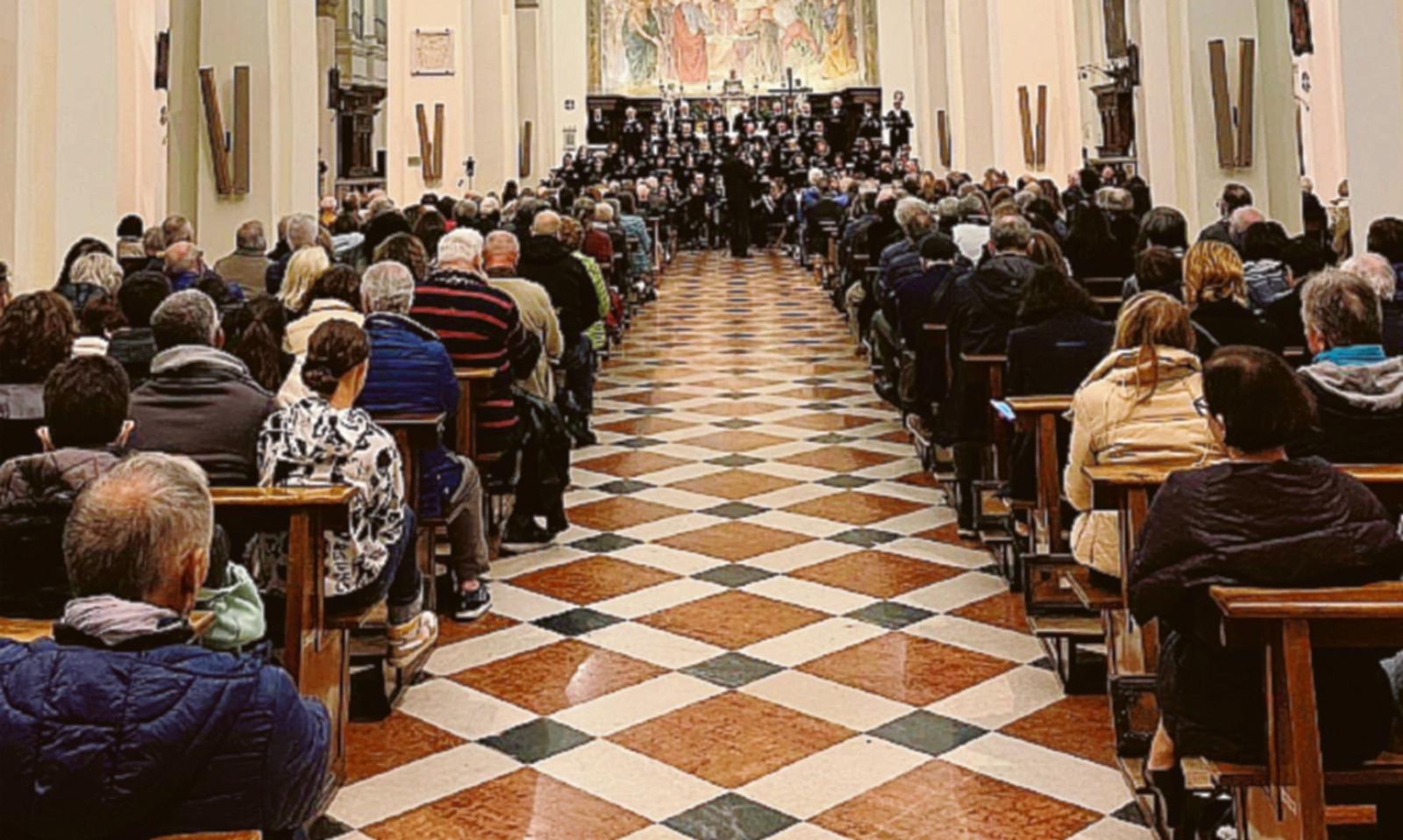 Chiesa strapiena per Mozart