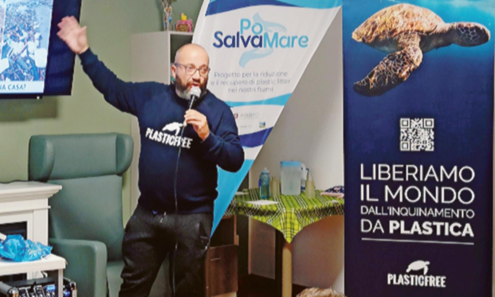 Plastic Free dialoga con anziani e bimbi