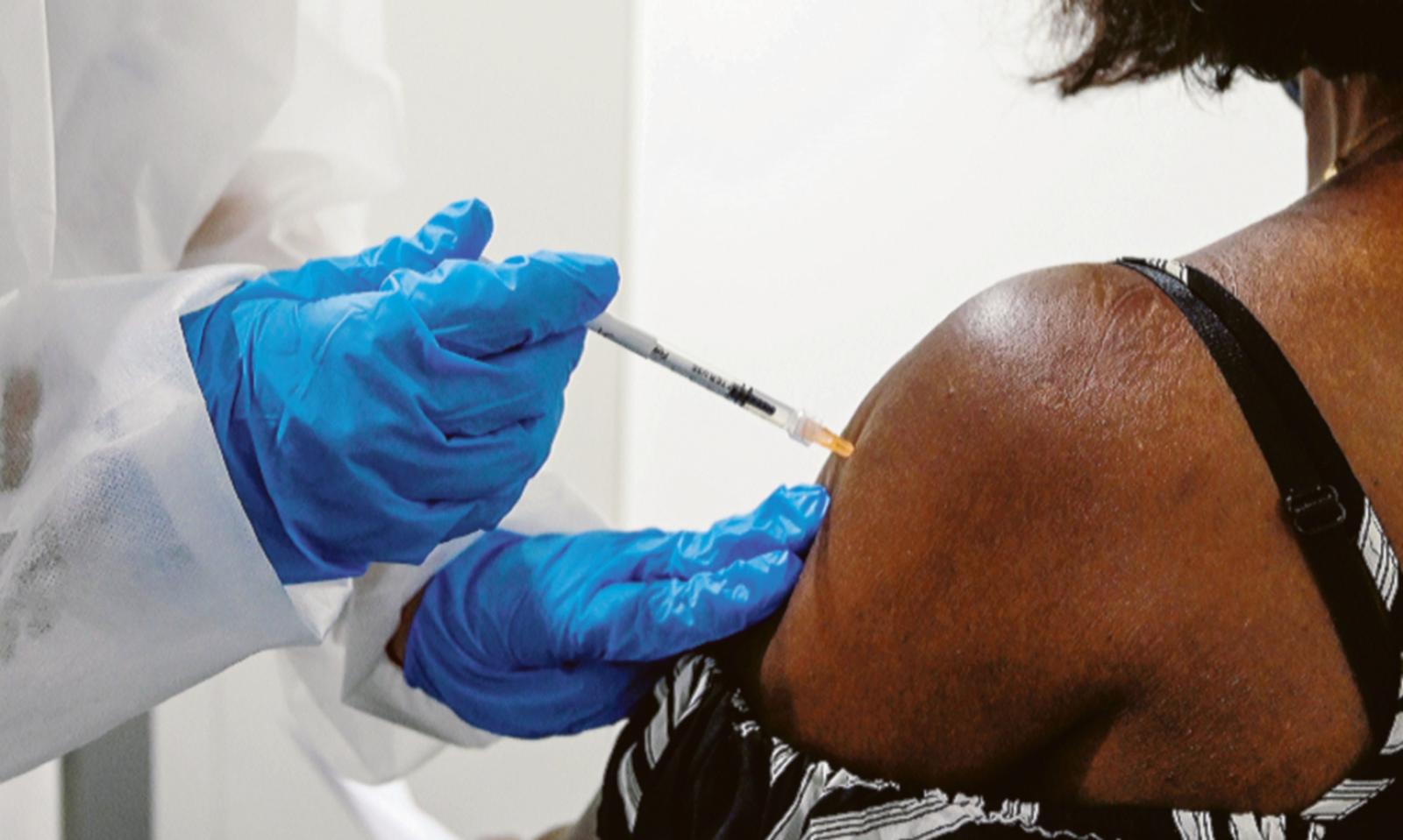 Polesine, in farmacia gi&agrave; vaccinati in 1.542