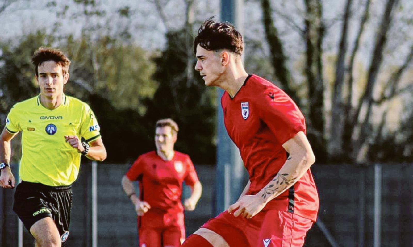 Duello serratissimo nel girone E