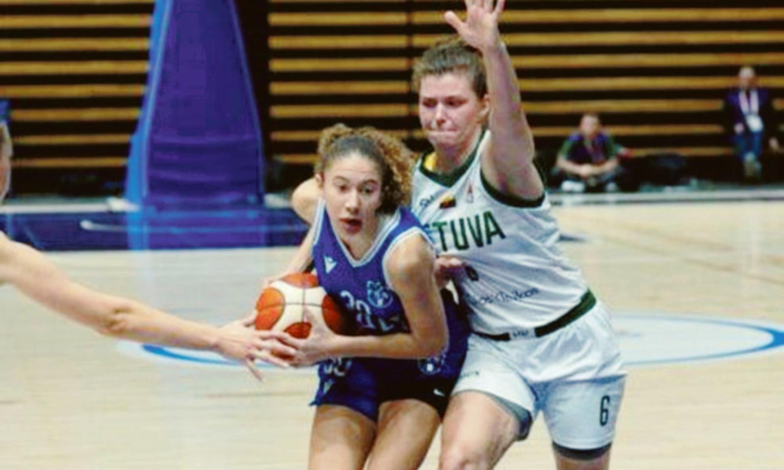 Cecilia non teme il palcoscenico