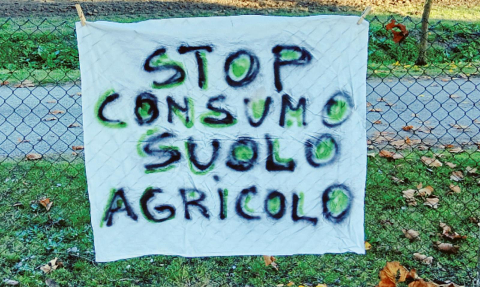 Impianto fotovoltaico, coro di &ldquo;no&rdquo;