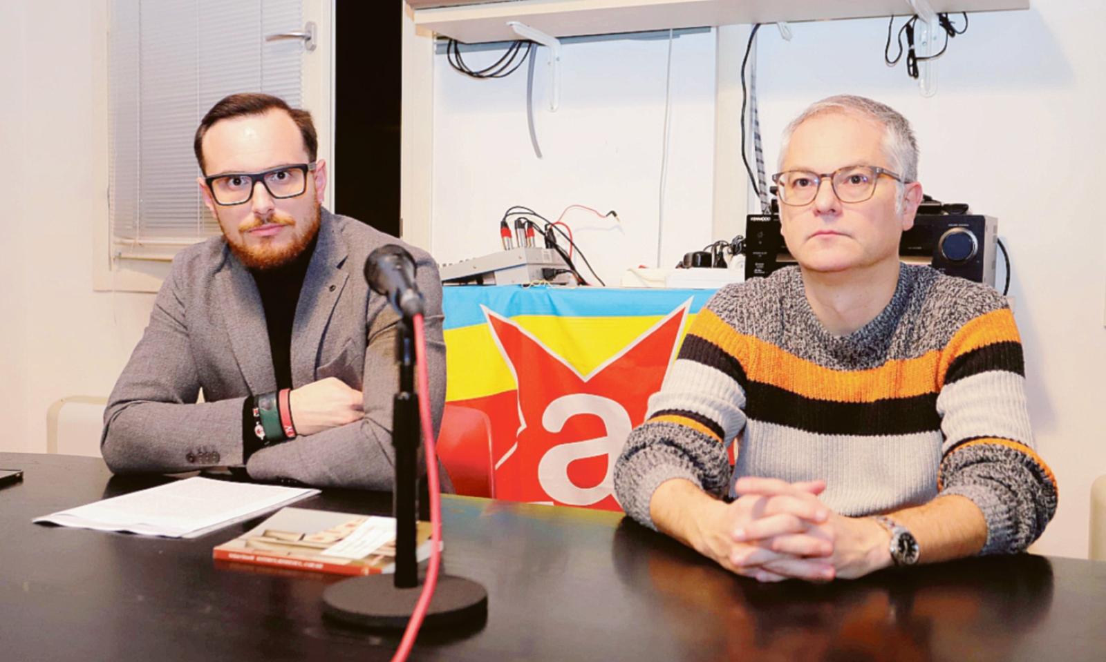 Gli anni dei surrogati al posto del t&egrave;