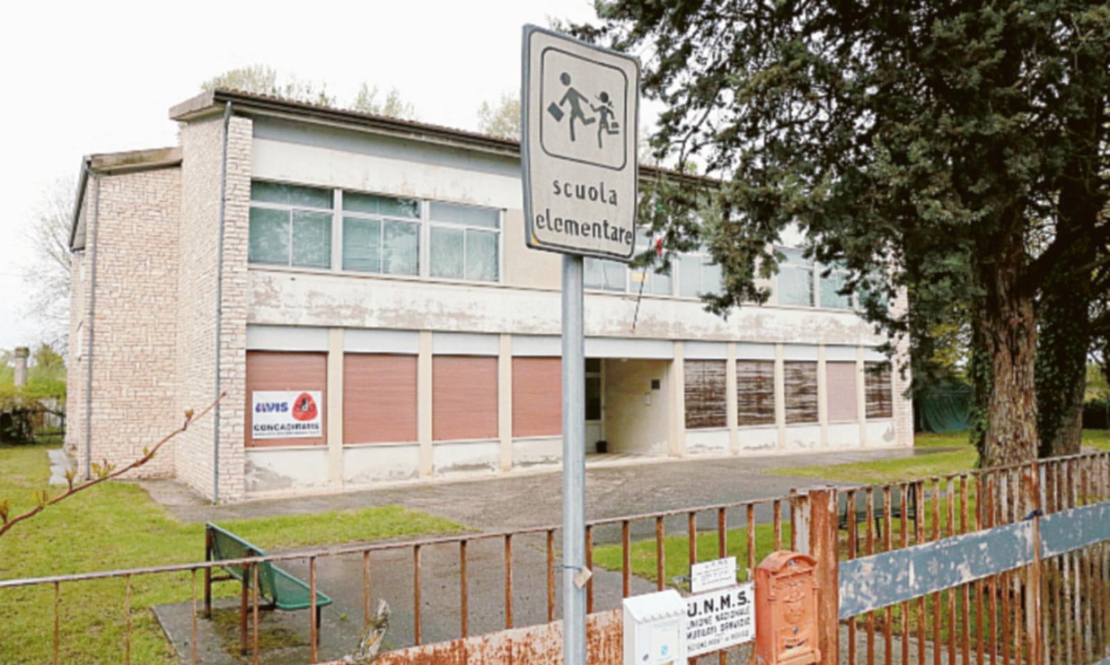 Venerd&igrave; alla ex scuola arriva il progetto Ecopol