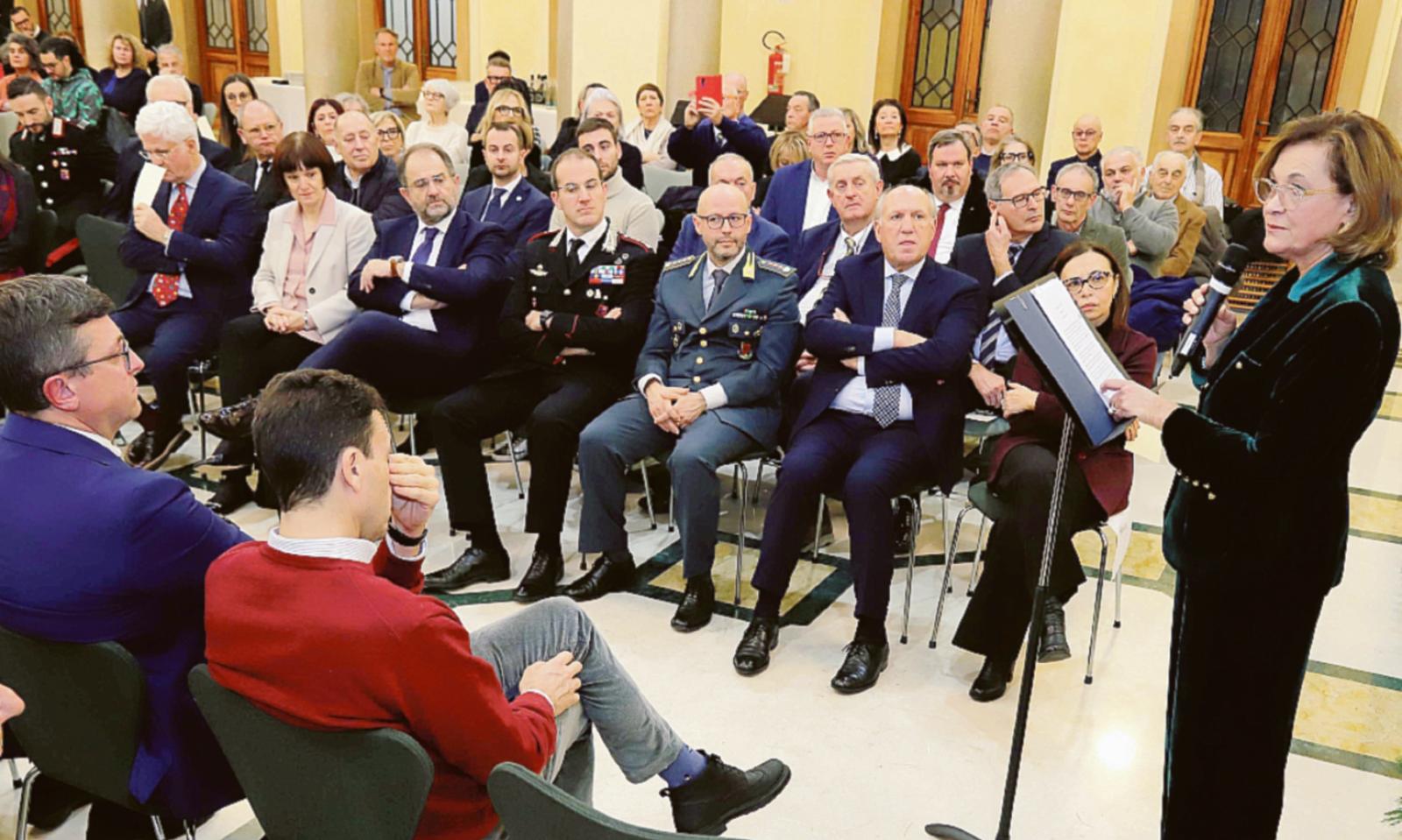 &ldquo;Zona rossa: 13 allontanamenti&rdquo;