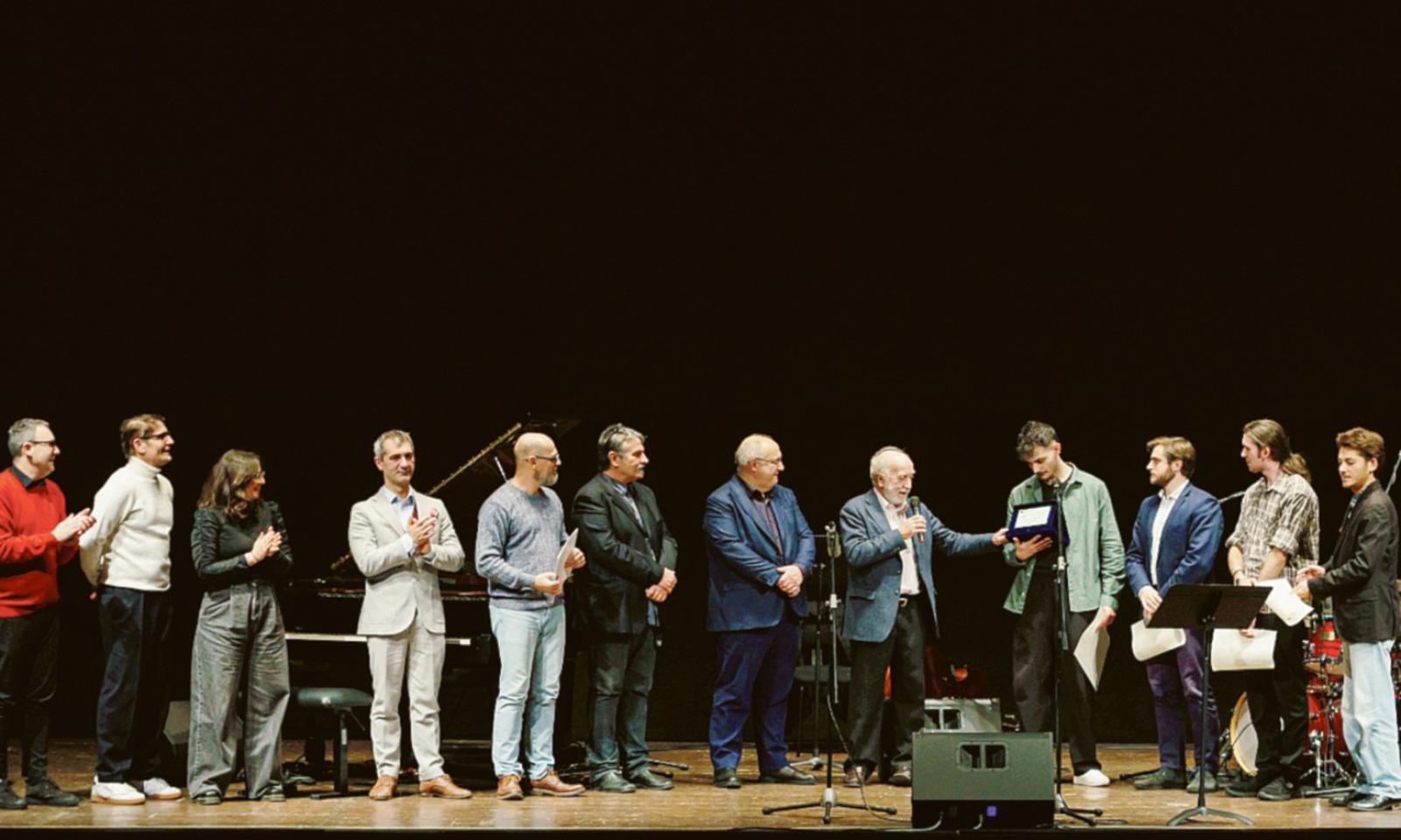 Il sax di Vincenzo conquista il Sociale