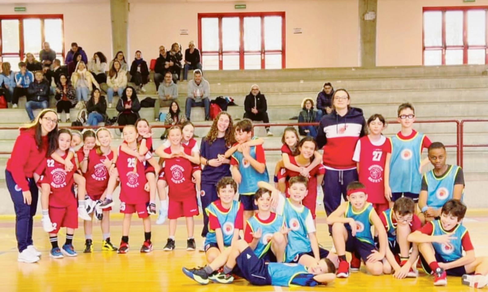 Aquilotti e Gazzelle in scena