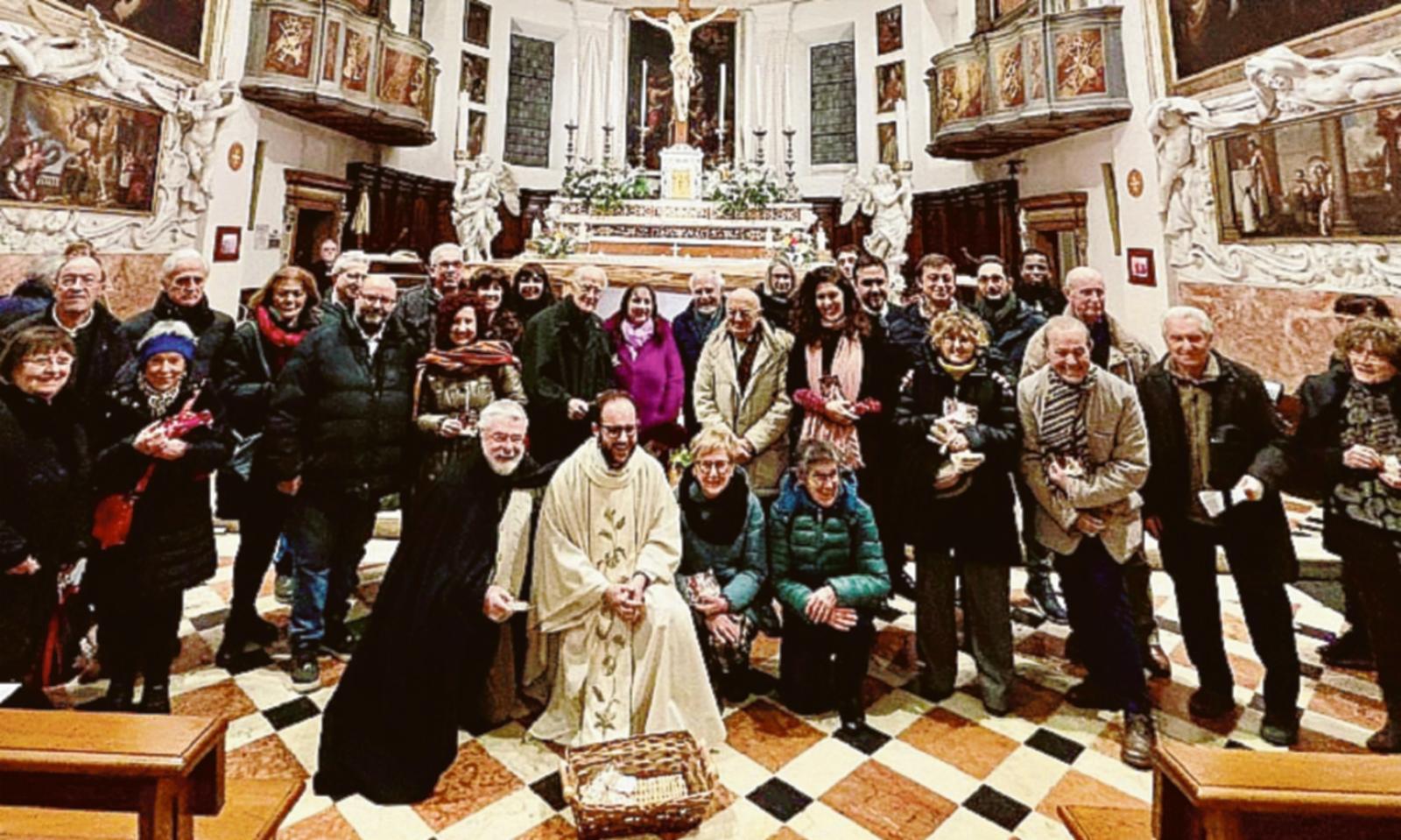 Una messa con e per gli artisti