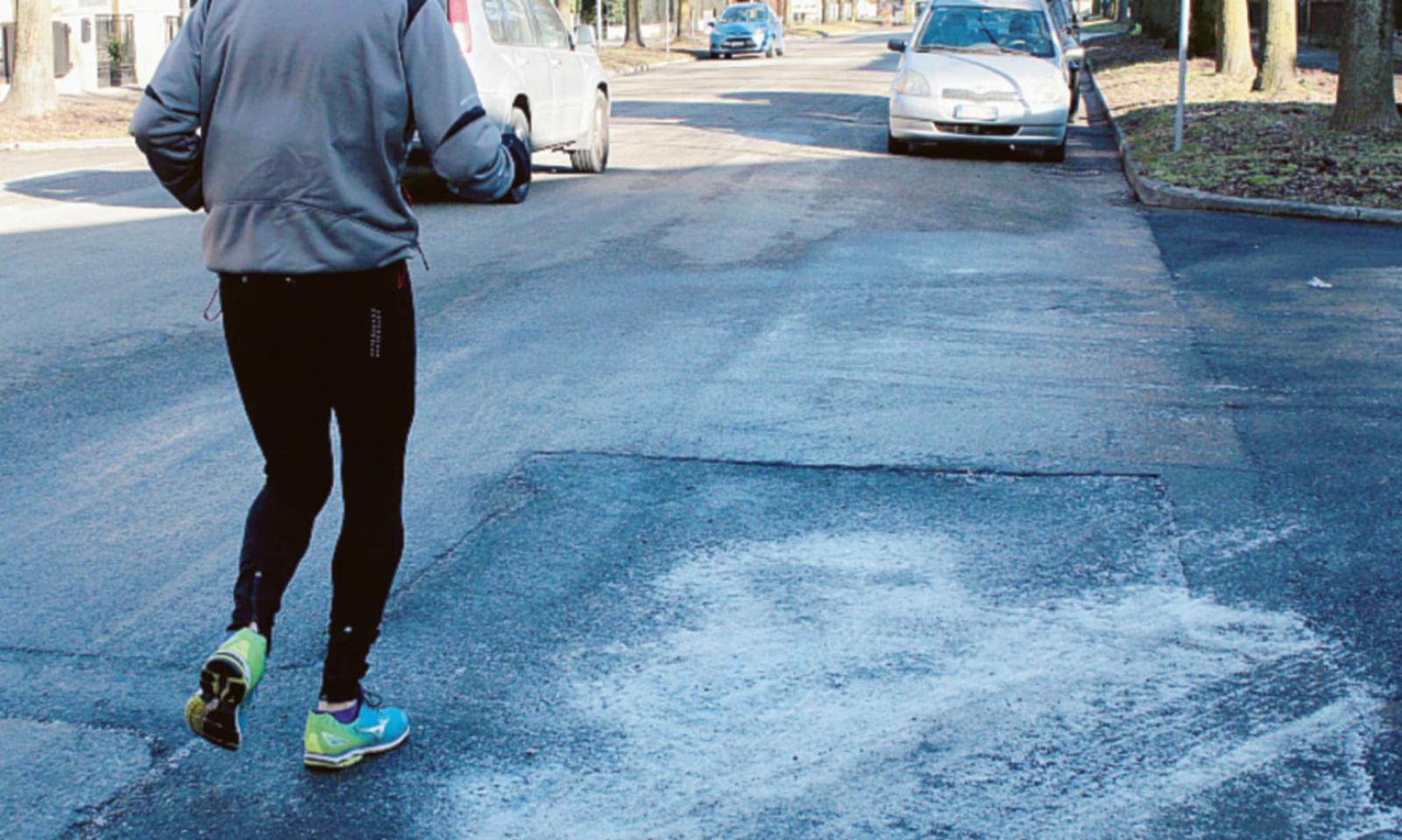 Gelate, ancora sale in strada