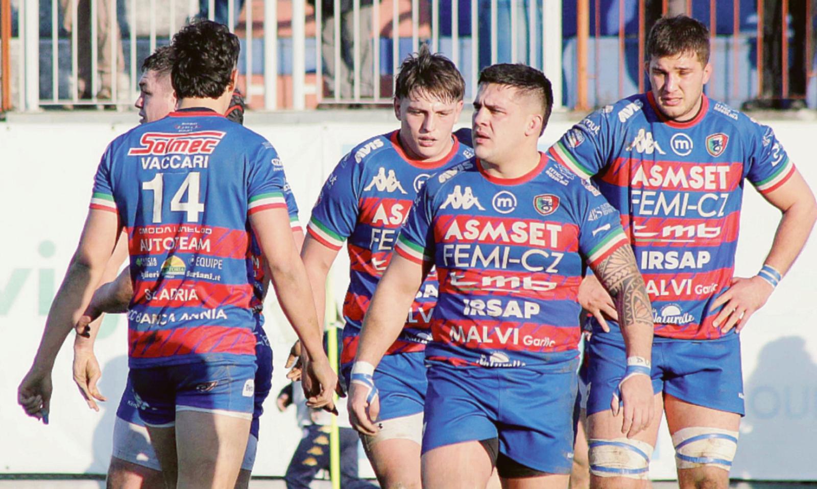 Parecchi dietro alla lavagna