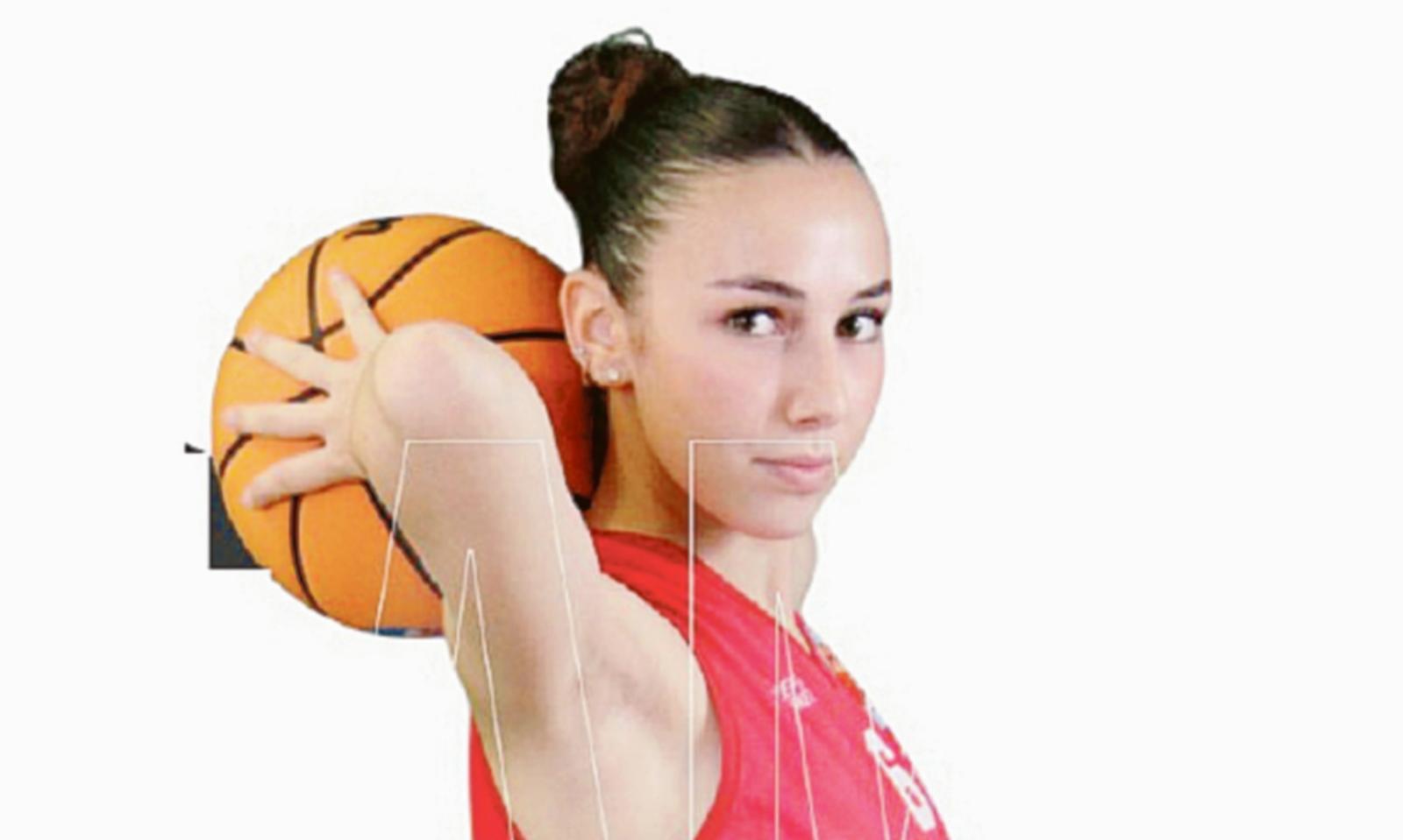 Tutta la cantera rossobl&ugrave; sul parquet