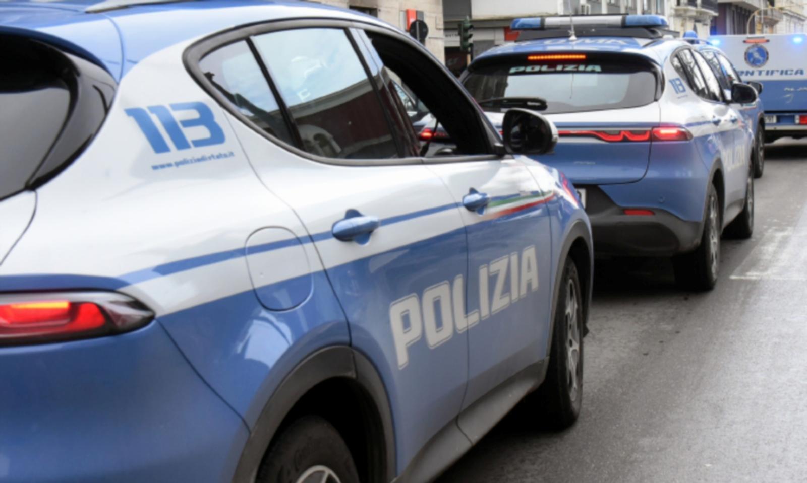 Rubano al supermercato, arrestati in tre