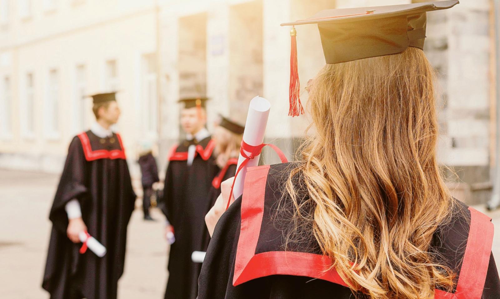 I laureati sono pochi e se ne vanno