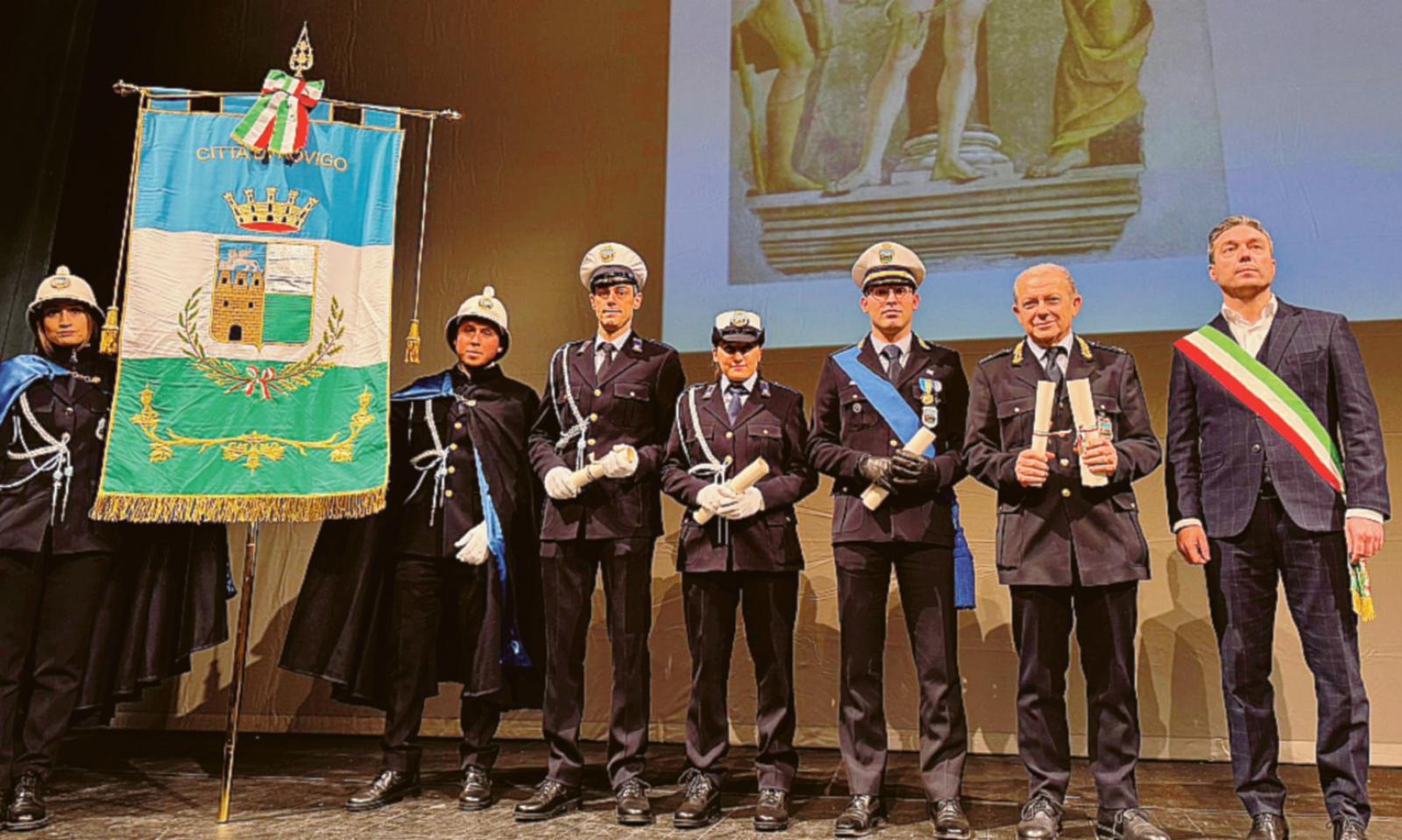 Polizia locale, agenti da premio