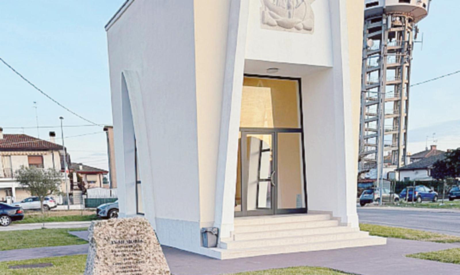 Si sposta il cippo in ricordo delle foibe 