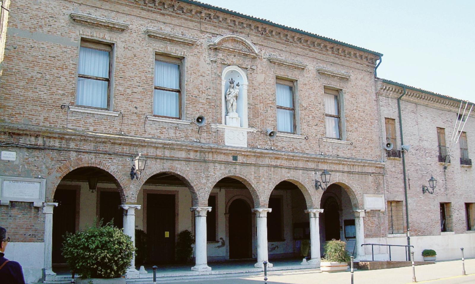 Il commercio tiene banco in aula