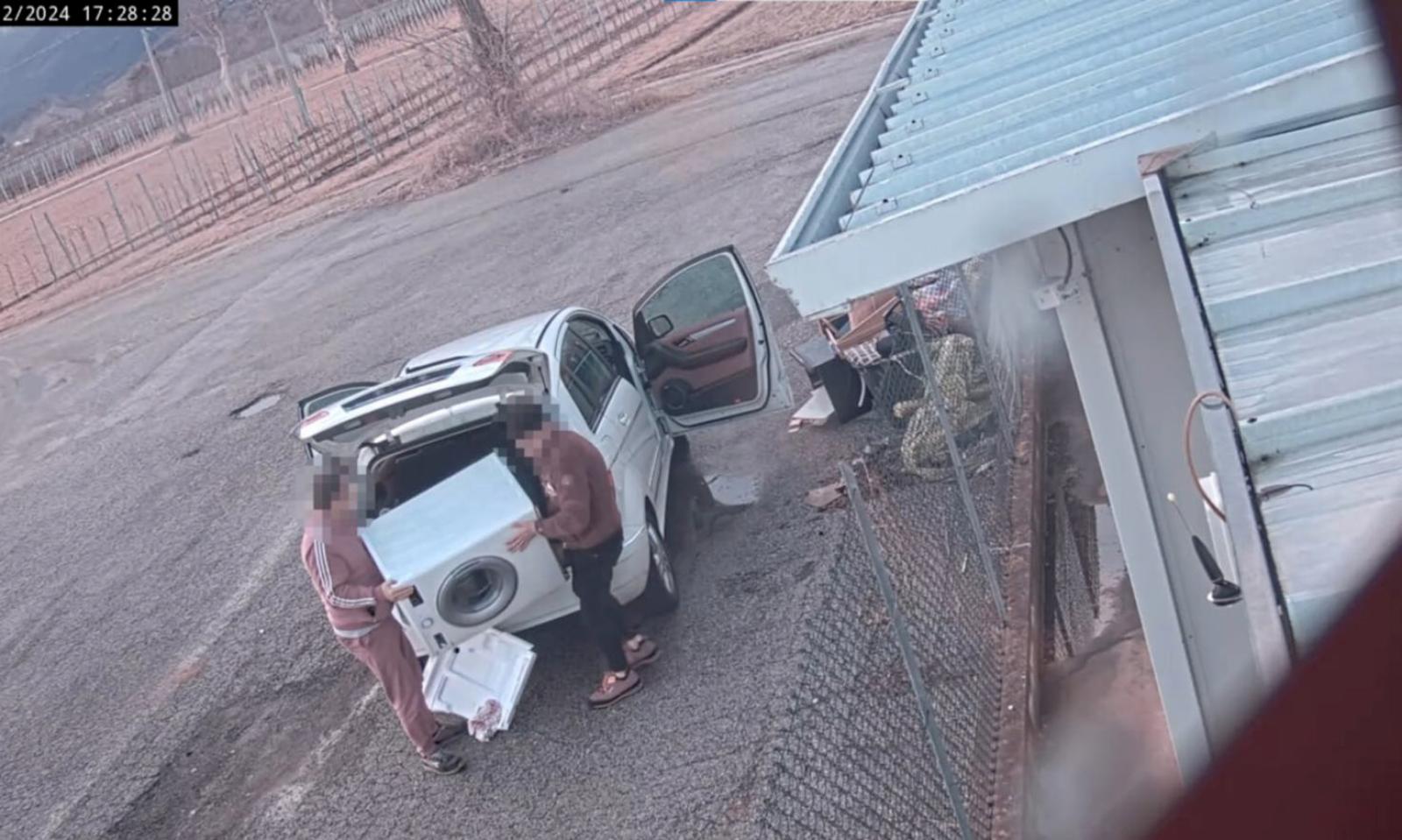 Telecamere contro gli ecovandali