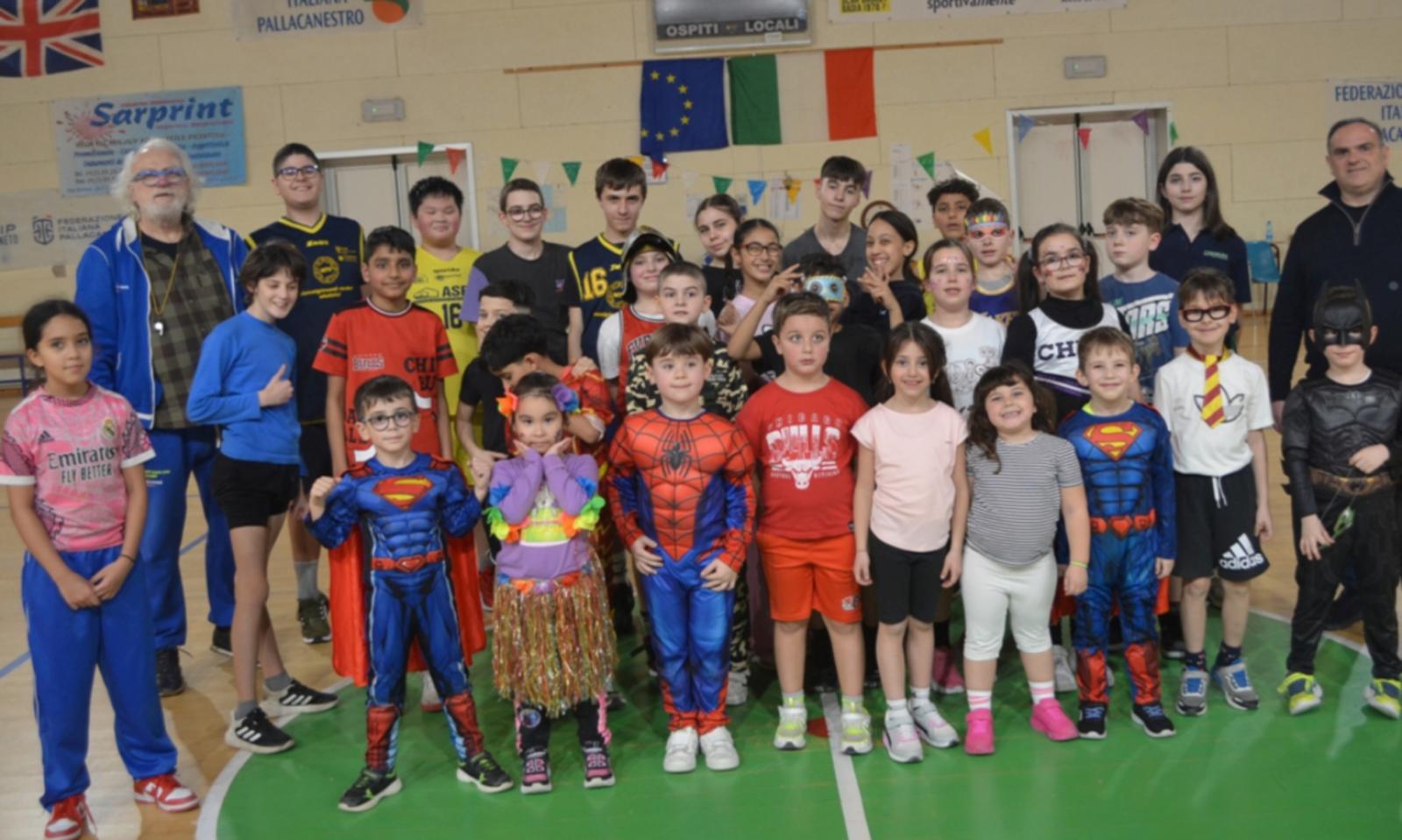 Una palla a spicchi in &ldquo;maschera&rdquo;