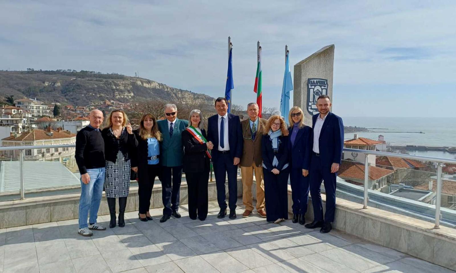 Danza tra le pieghe della storia