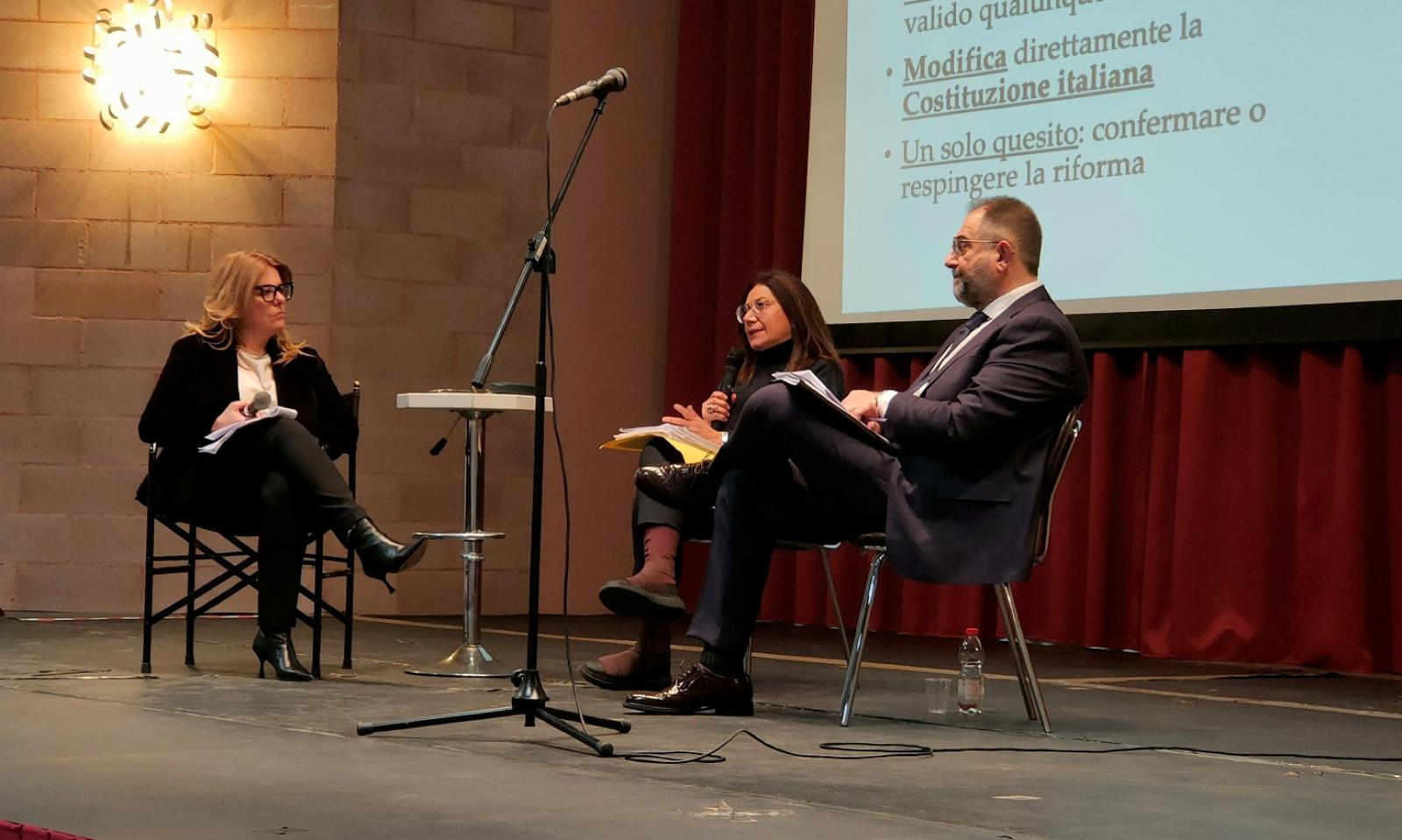 Referendum, il s&igrave; e il no a confronto