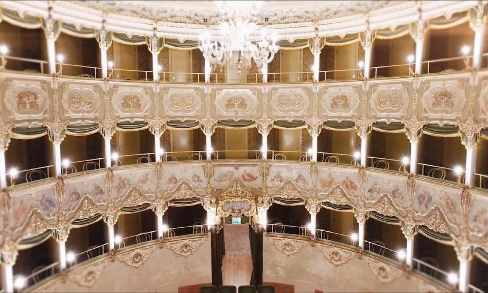 Sul palco le 100 eccellenze del nostro territorio