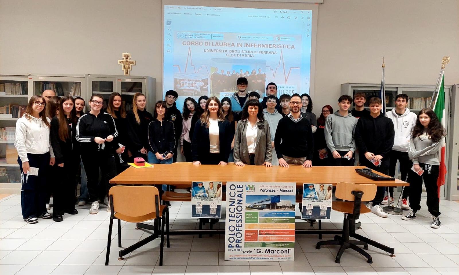 Gli infermieri nelle scuole per insegnare il soccorso