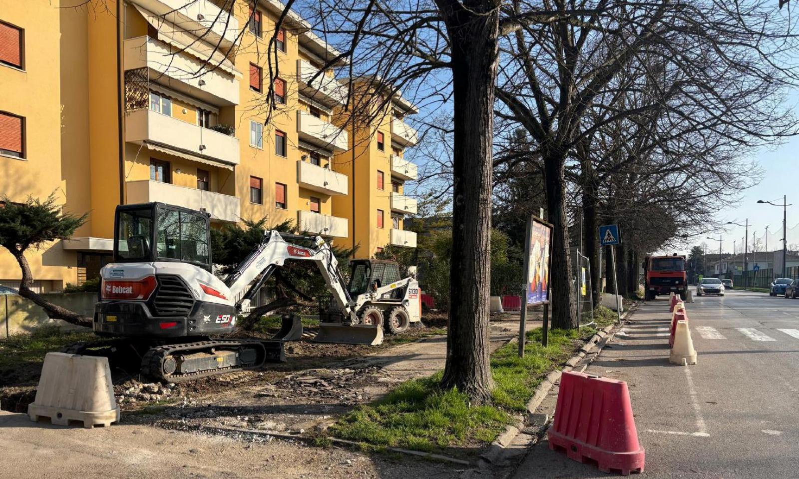 Via della Costituzione, si cambia