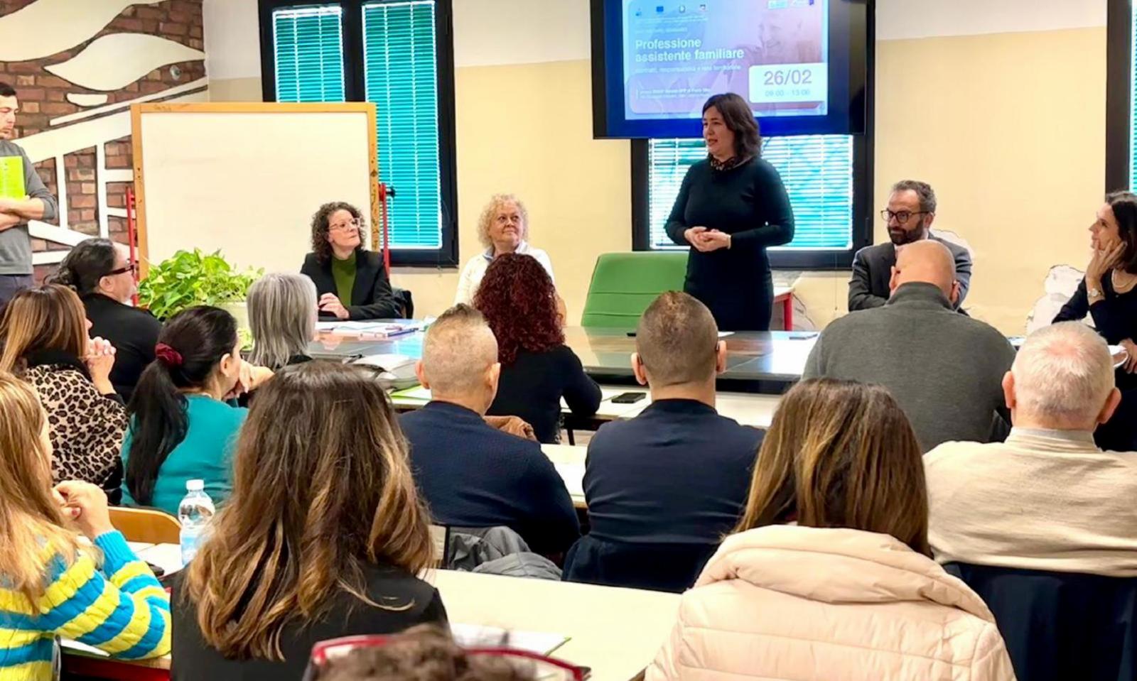 Enaip presenta la professione di assistente familiare