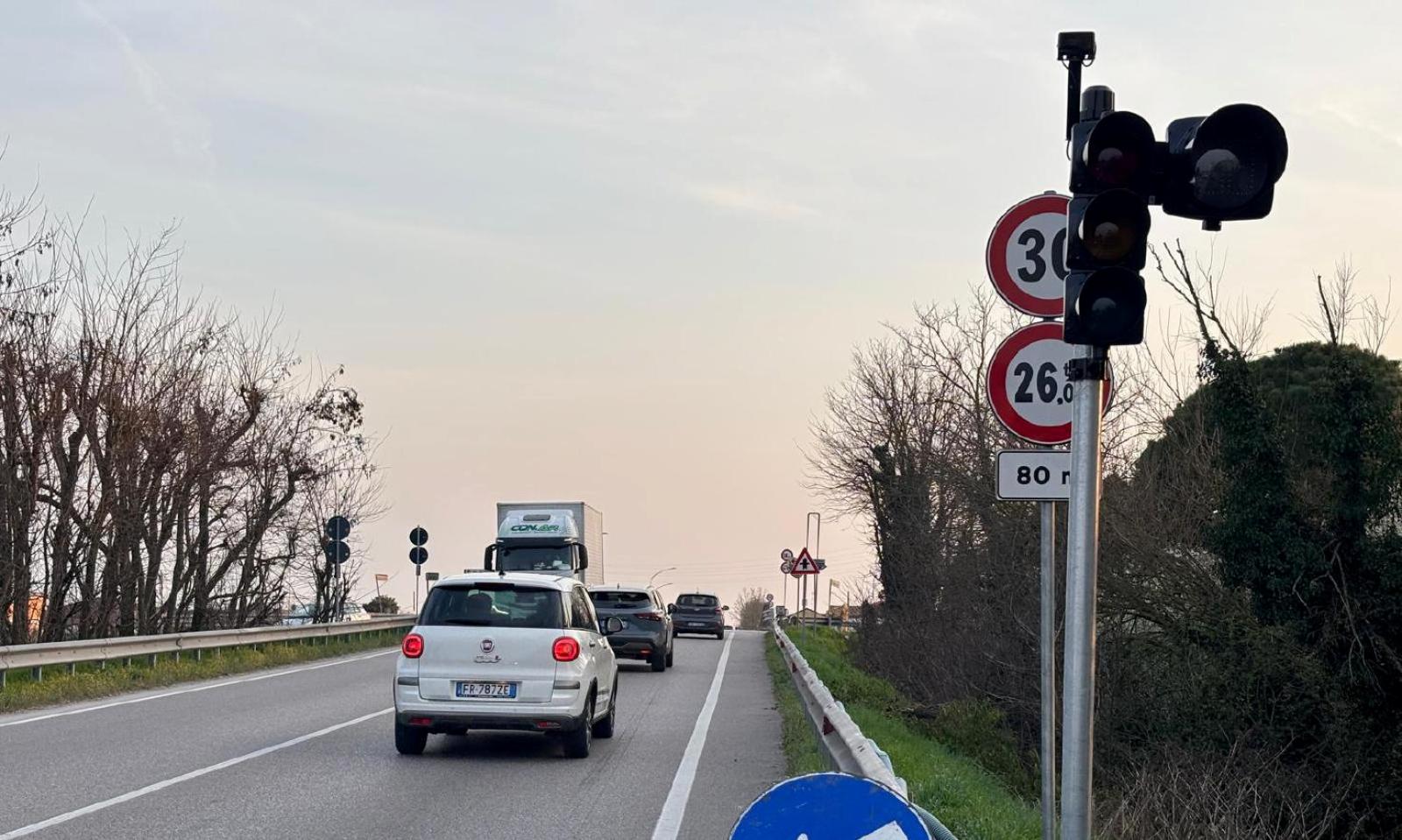 Sul ponte &egrave; pronto il semaforo