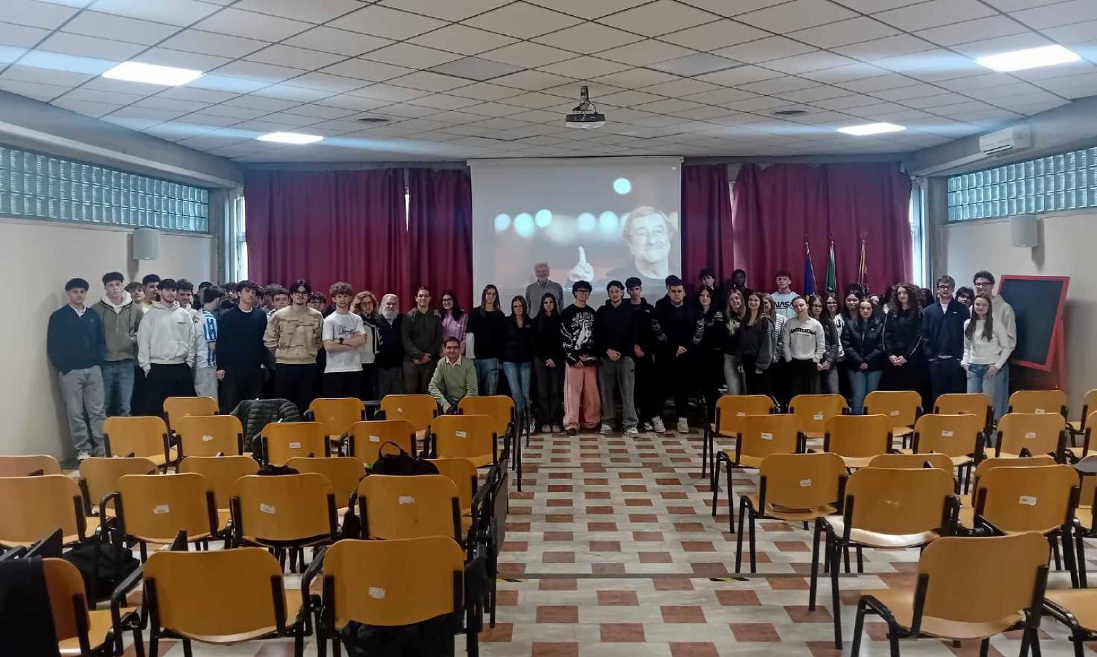 A scuola di impegno civico