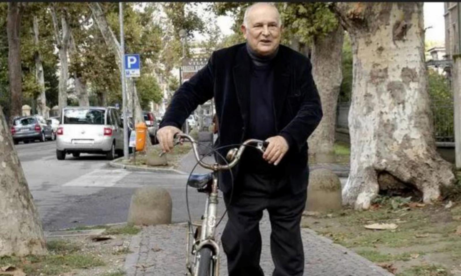 Nei luoghi di Cibotto in sella alle biciclette