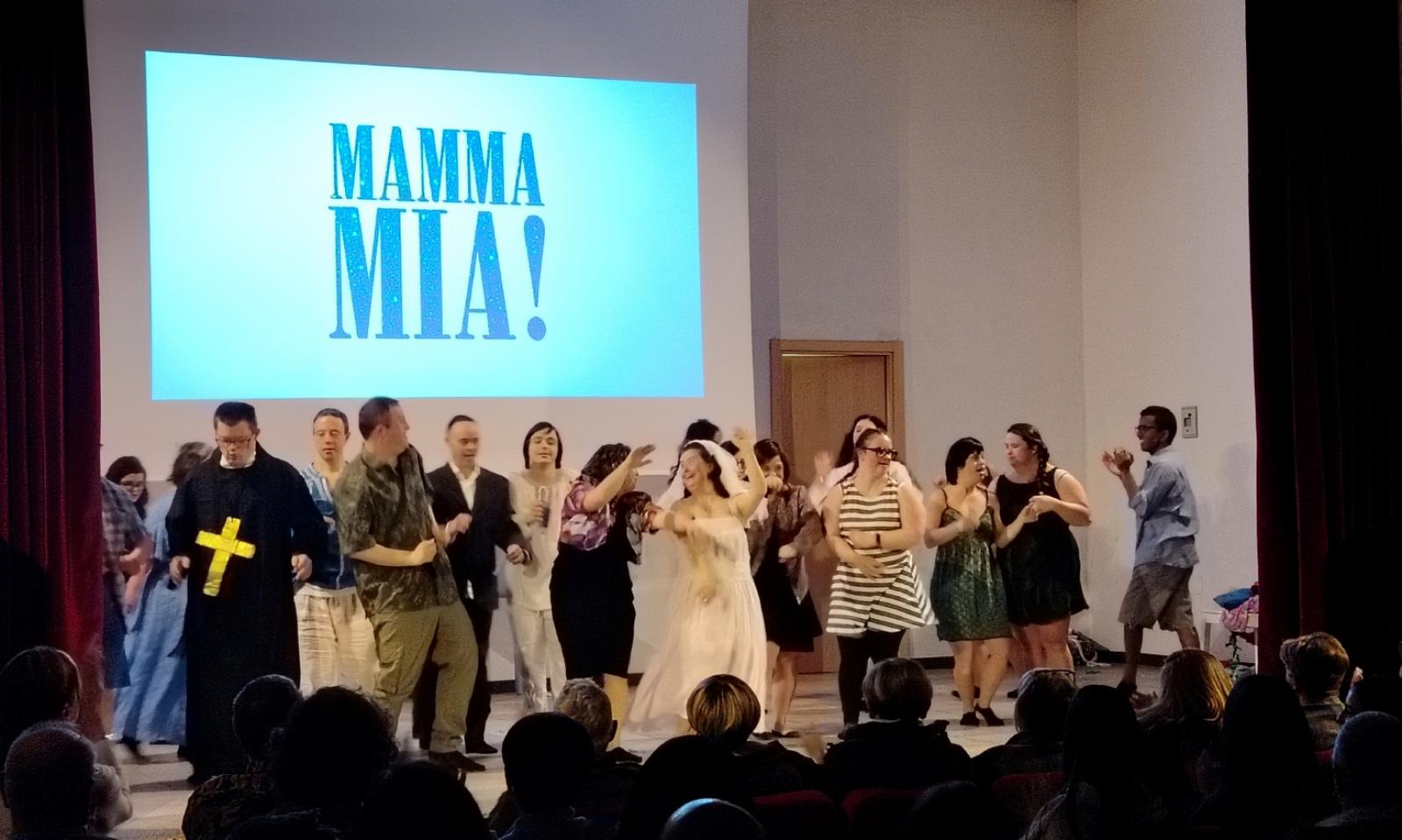 Un grande &ldquo;Mamma Mia&rdquo; questi sono artisti davvero
