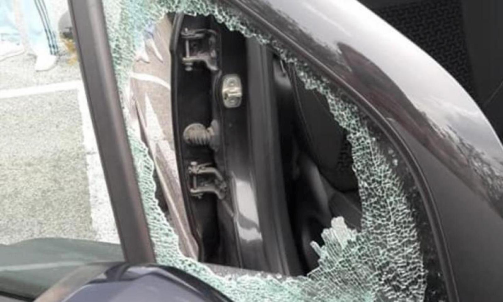 Spaccate sulle auto, nuovo raid