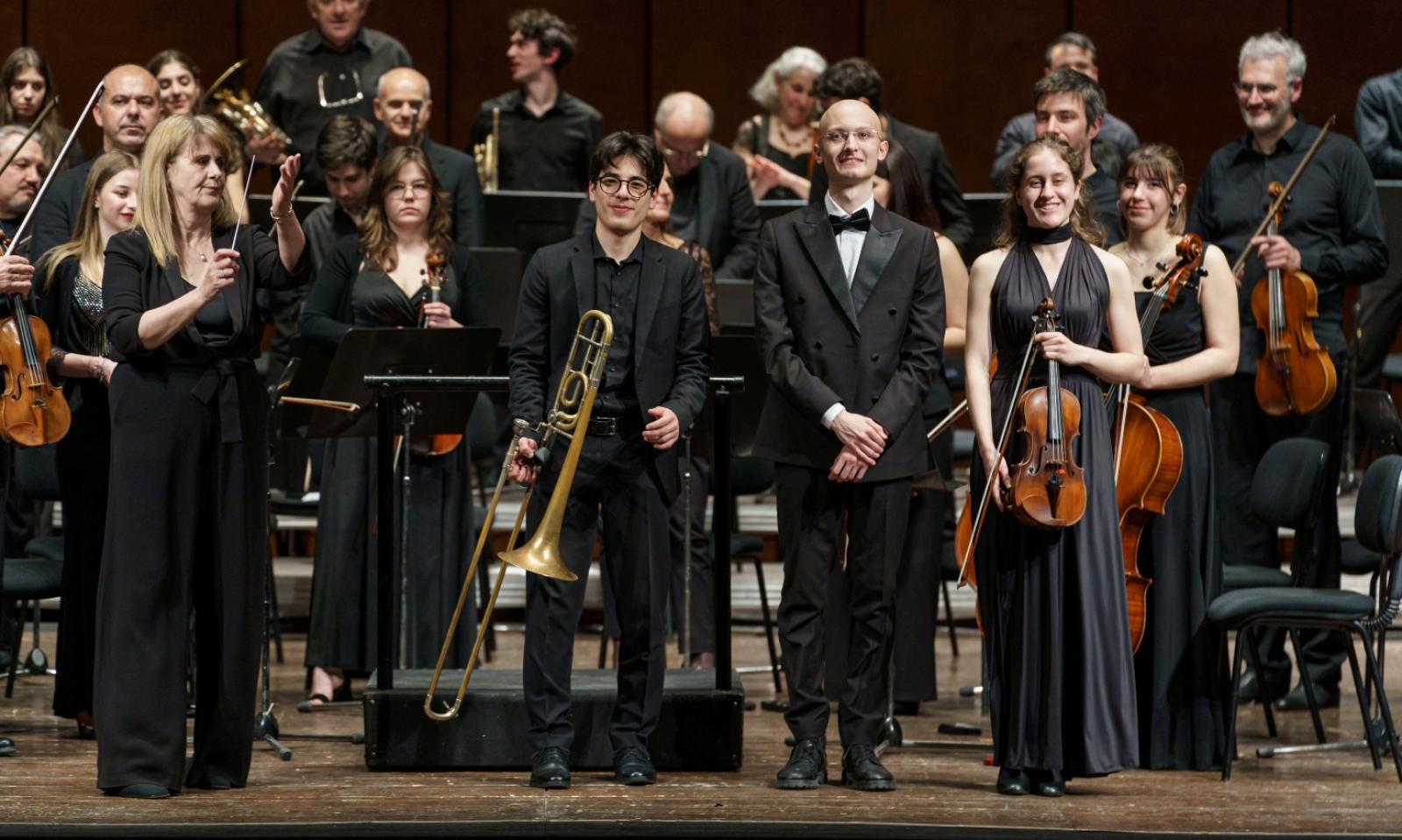 Applausi per i musicisti debuttanti