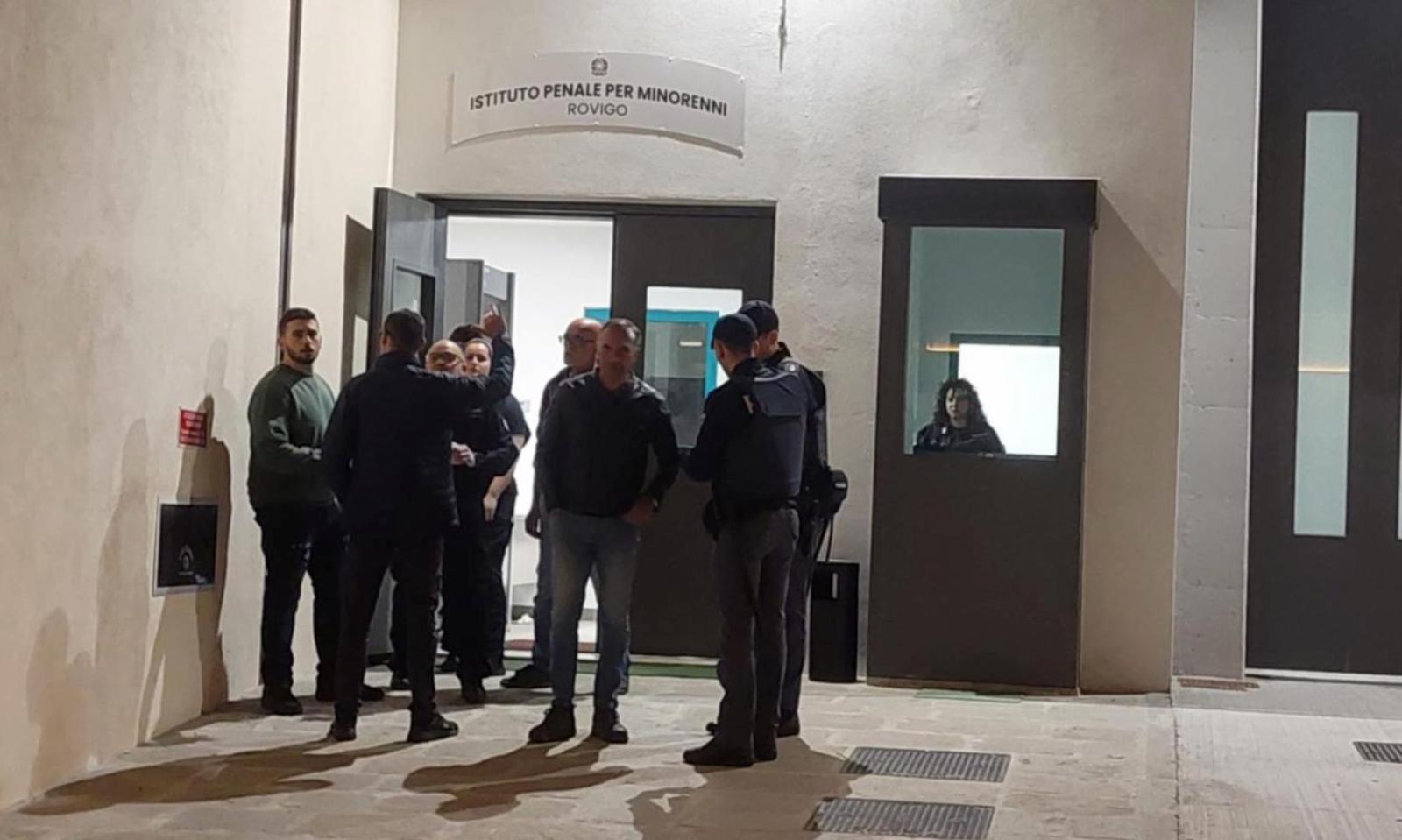 Caos al minorile: si indaga contro i 5 &ldquo;insubordinati&rdquo;