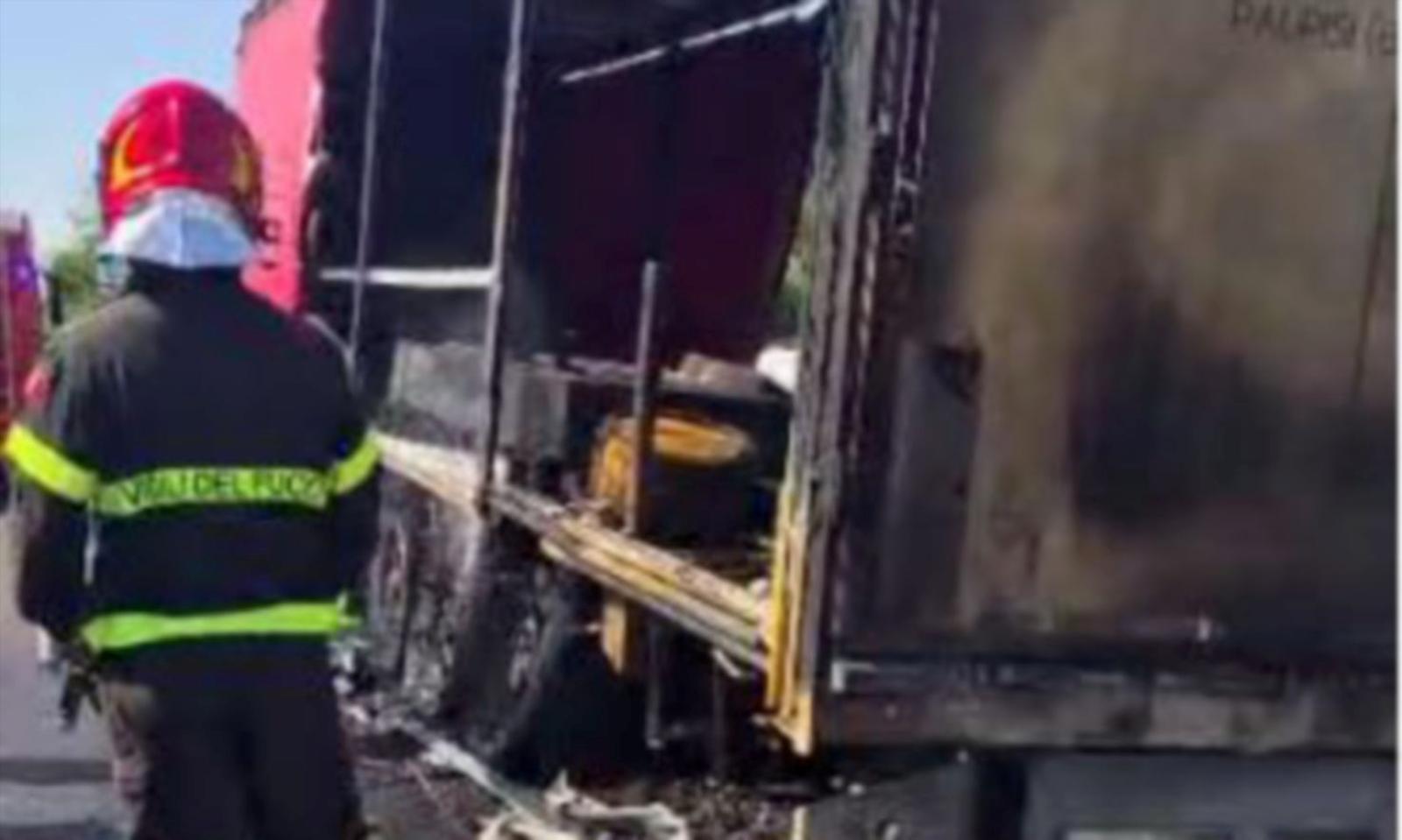 Tir a fuoco e strada chiusa