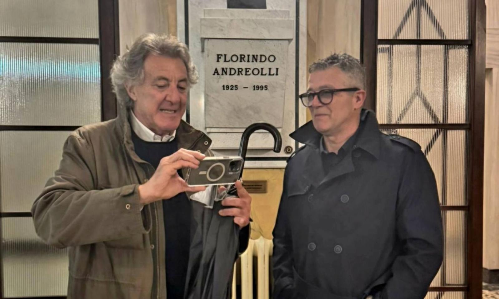 Barbareschi, selfie e omaggio