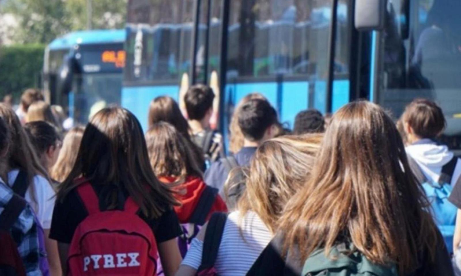 Shock: acido corrosivo sul bus