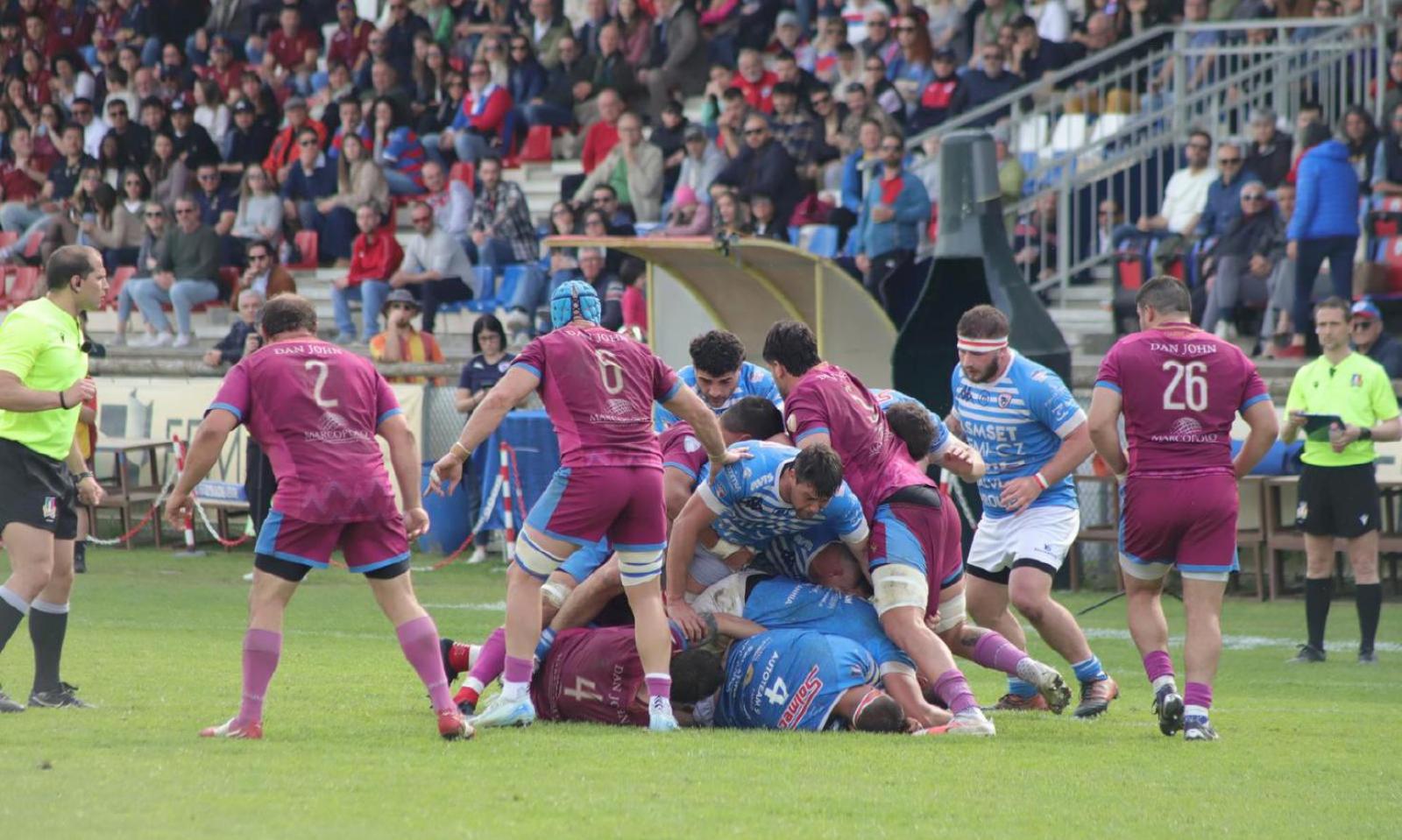 Fiamme sulla strada per i playoff