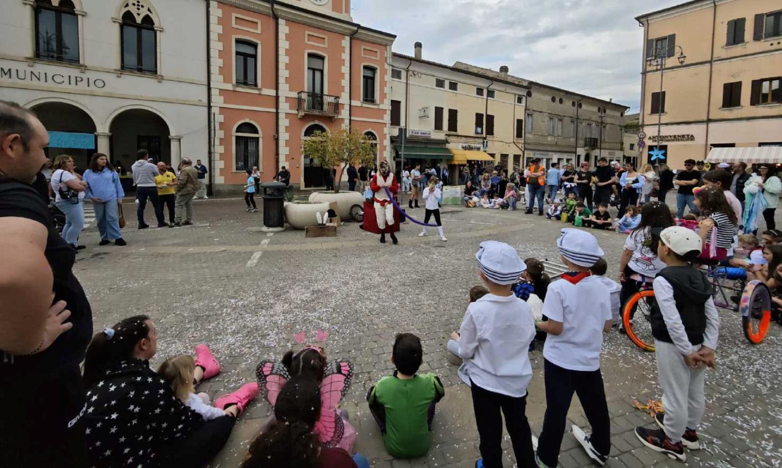 Il Carnevale accende il paese