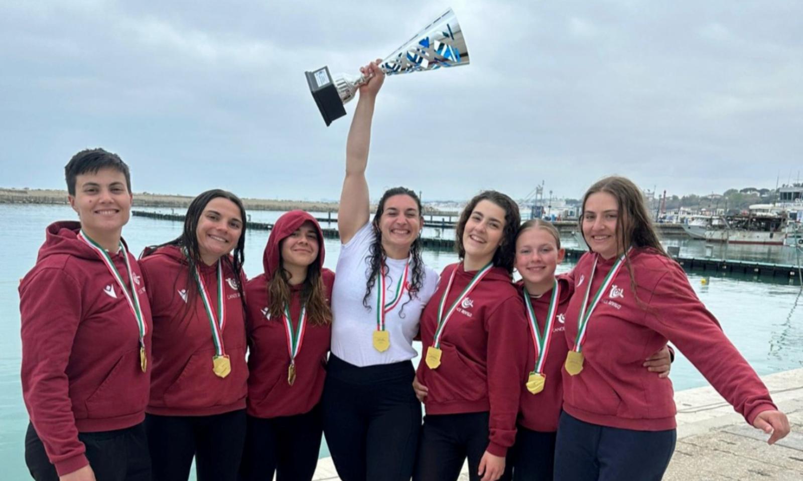 Canoe Rovigo alza la Coppa Italia