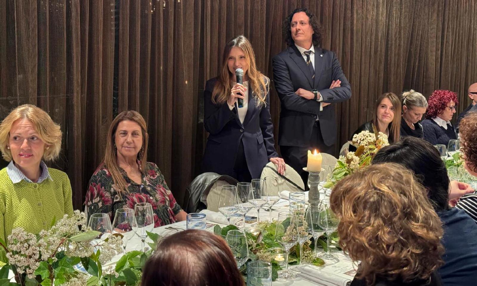 Vini dolci e torte, tra Ais e... Isi