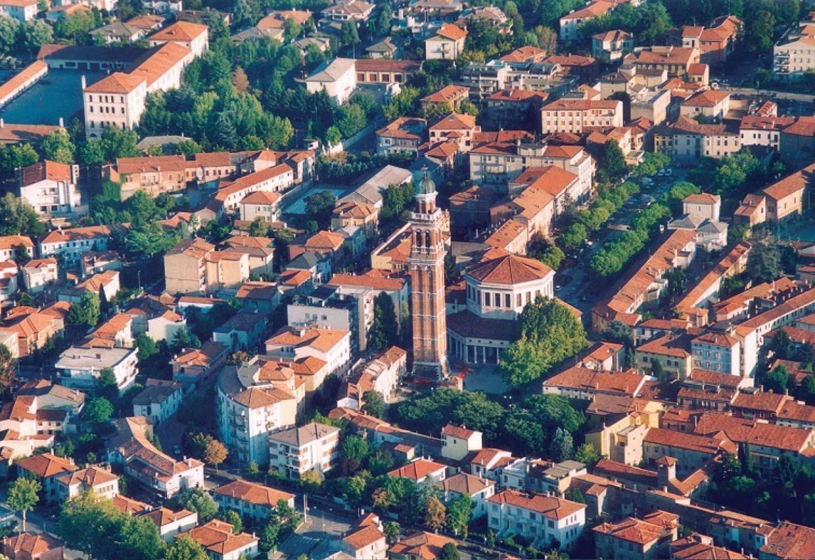 Case: &ldquo;Col lockdown ci si allarga&rdquo;