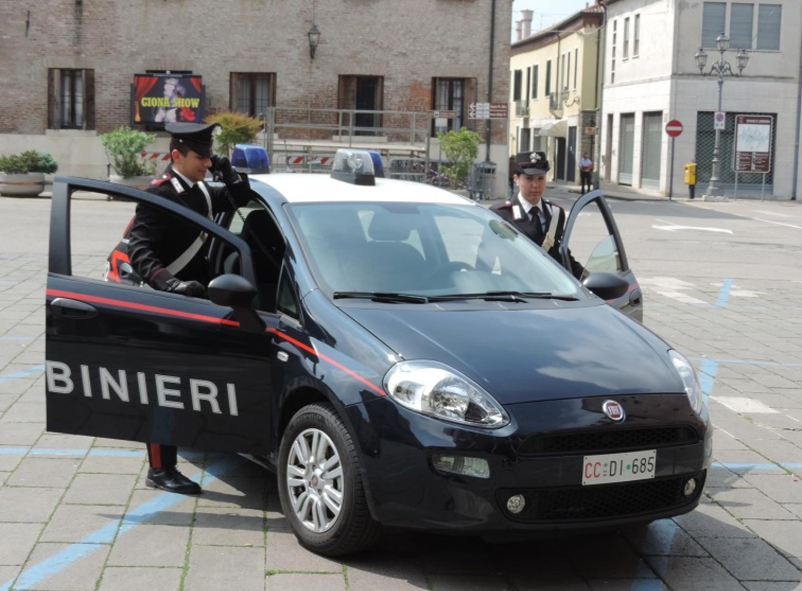 Con la scusa dei buoni spesa tentano la truffa