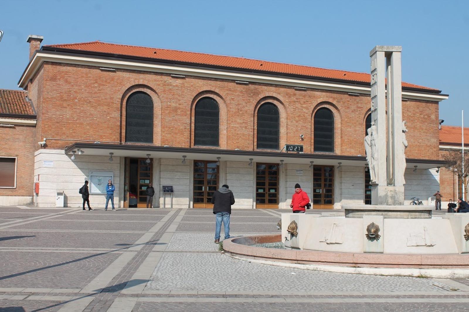 Si riaccendono le telecamere in citt&agrave; e in stazione